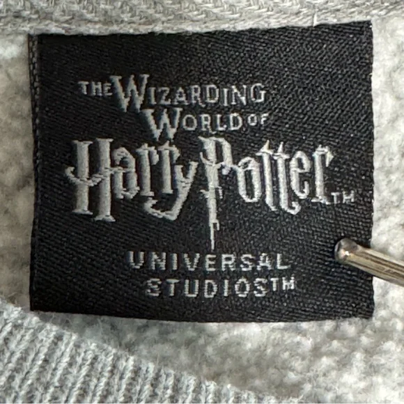 Wizarding World Of Harry Potter Women’s Gryffindor Sweat Shirt 2X Hogwarts Gray - Picture 8 of 9
